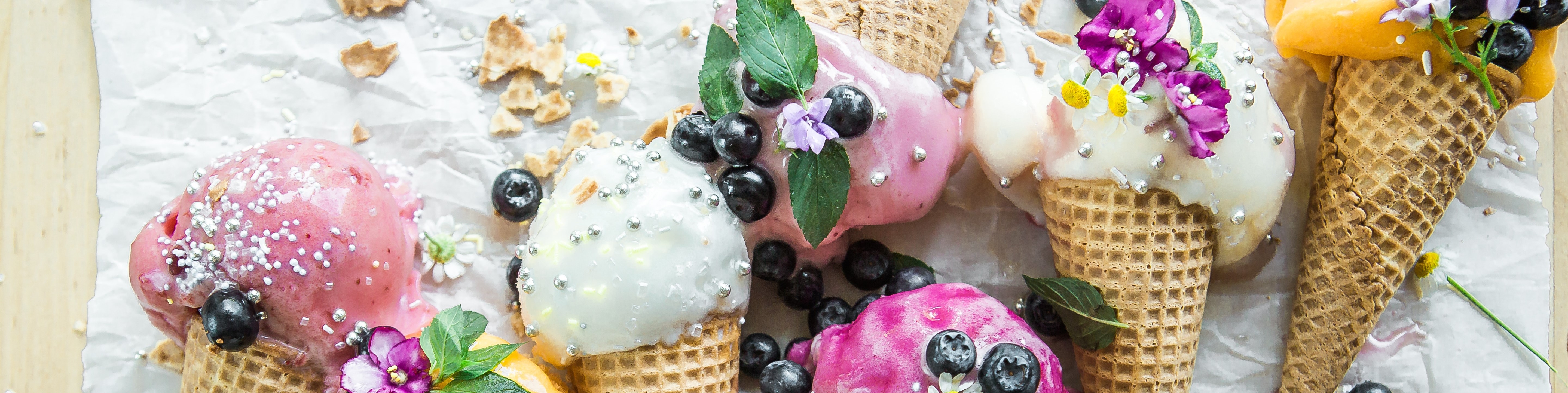 ice cream fruit blueberries